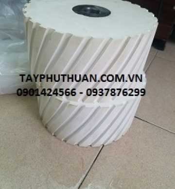 Boc cao su banh xe sọc dọc chà nhám gỗ 