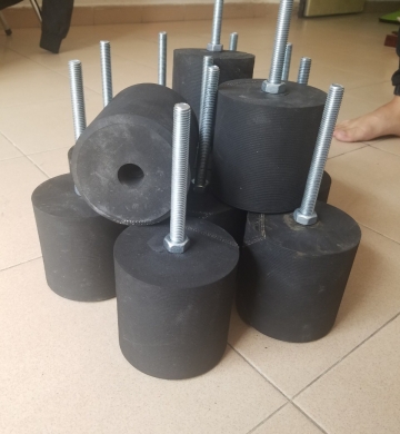 Cao su chân đế một đầu bu long