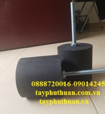 GIA CÔNG CAO SU CHÂN ĐẾ