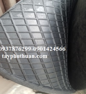 GIA CÔNG CAO SU GÂN NỔI CHỊU LỰC