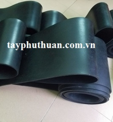 Cắt cao su chèn khe