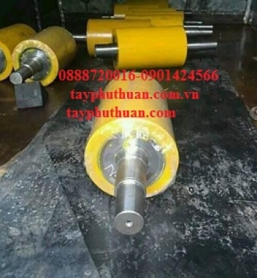 GIA CÔNG CON LĂN SILICONE MÀU VÀNG CHỊU LỰC