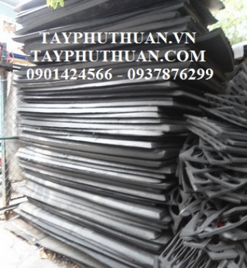 Cuồn cao su xốp lót sàn thi công xây dựng