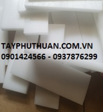 Gia công khuôn nhựa POM trắng 15mm