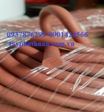 GIOĂNG XỐP CHÈN KHE BẰNG SILICONE XỐP