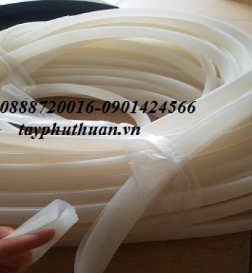 GIOĂNG CHỮ V THEO YÊU CẦU