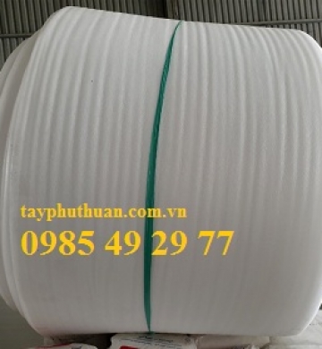 Cuộn mút xốp pe foam màu trắng 10mm bọc hàng 