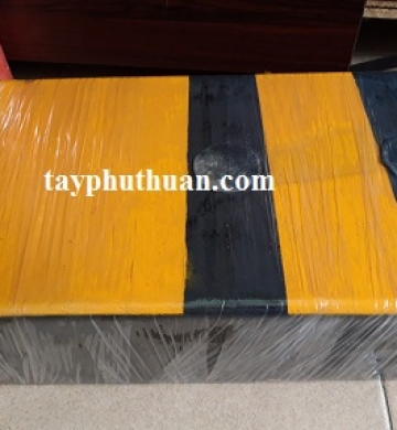 Đệm cao su phản quan