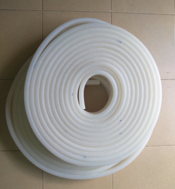 Ống silicone dẫn nước