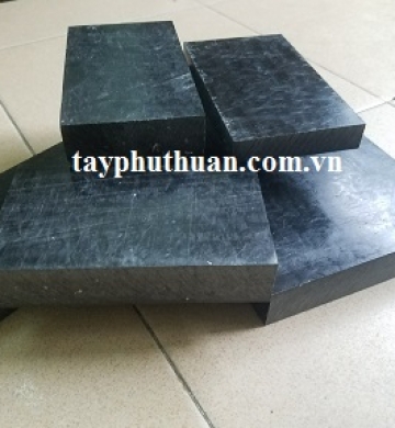 Nhựa pom đen cứng