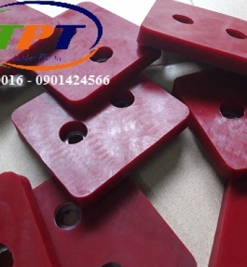 Đắp silicone lên miếng sắt