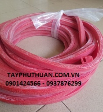 Ron cao su lắp kín chân cửa