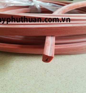 Ron silicone đỏ chèn khe cửa