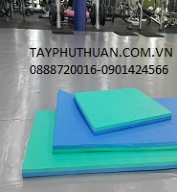 THẢM LÓT SÀN HAI MẶT HAI MÀU CÓ VÂN NỔI