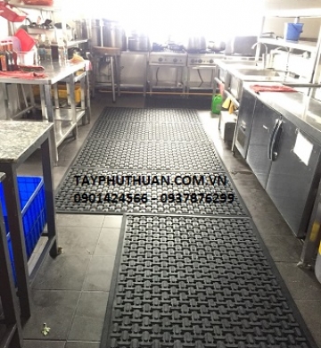 Thảm cao su chống trượt lót sảnh bếp khách sạn