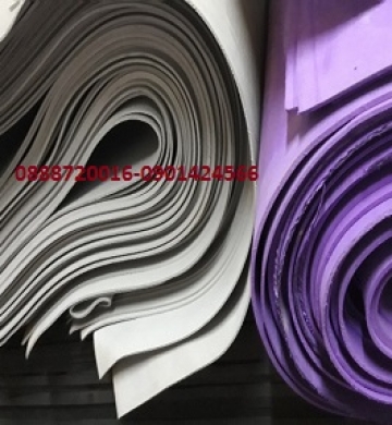 THẢM MÚT TRONG PHÒNG TẬP