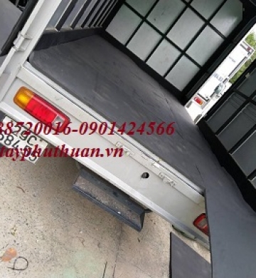 THI CÔNG LÓT SÀN XE TẢI BẰNG MÚT XỐP