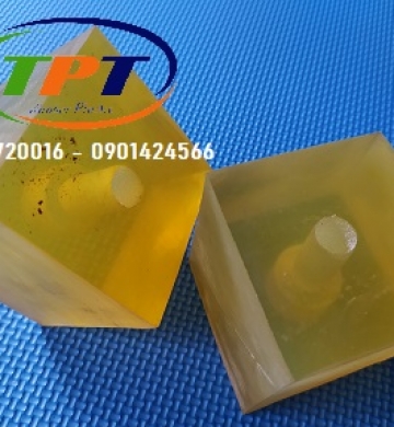 Tiện lõi nhựa pu