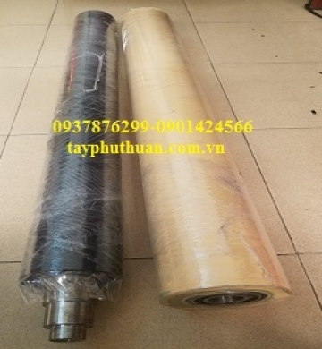 ĐẮP CAO SU LÊN TRỤC CŨ