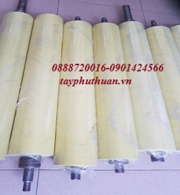 TRỤC CAO SU TRONG MÁY CÁN MÀNG GIẤY